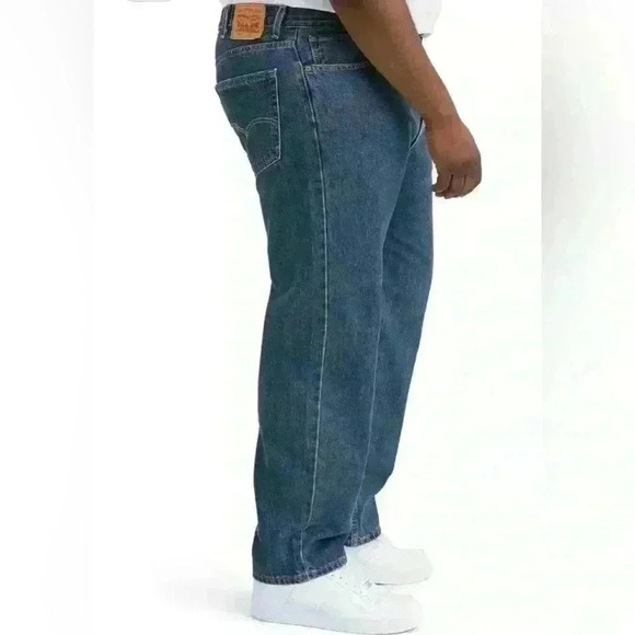 Levi’s 550 Relaxed Fit 100% Cotton Jeans Size 52x30 NWT - Picture 3 of 3